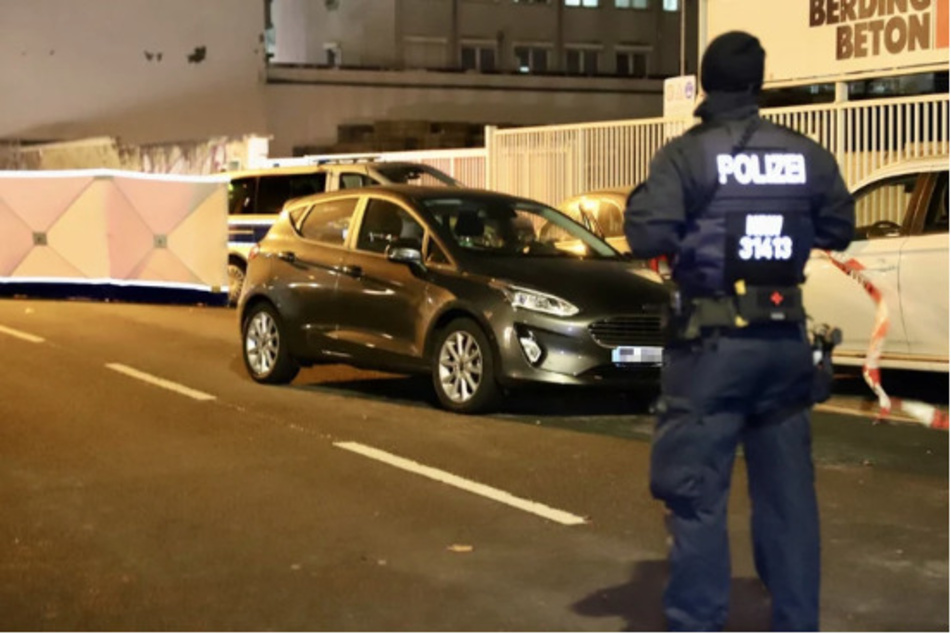 Die Kölner Polizei hat am Donnerstag (7. Dezember) einen Mann niedergeschossen. Er starb wenig später im Krankenhaus.