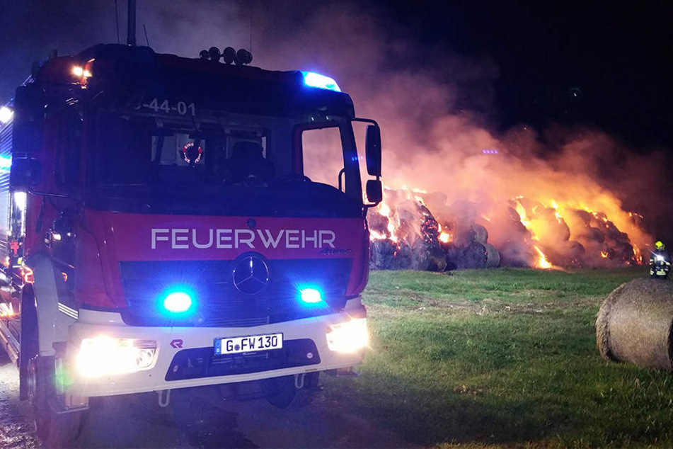Die Feuerwehr aus Gera rückte mit einem Großaufgebot an.
