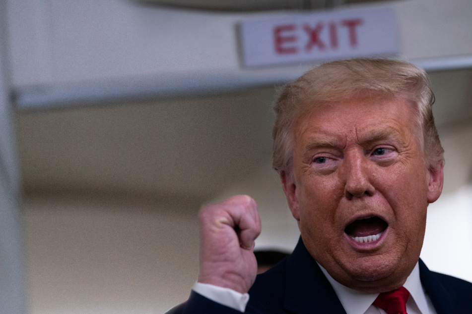 Merkwürdiger Hinweis: Ist Trump nicht mehr US-Präsident?