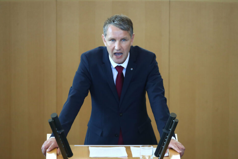 Björn Höcke, hier bei einer Landtagssitzung, wies der Verdacht einer Spende des Tatverdächtigen an seinen Landesverband ab.