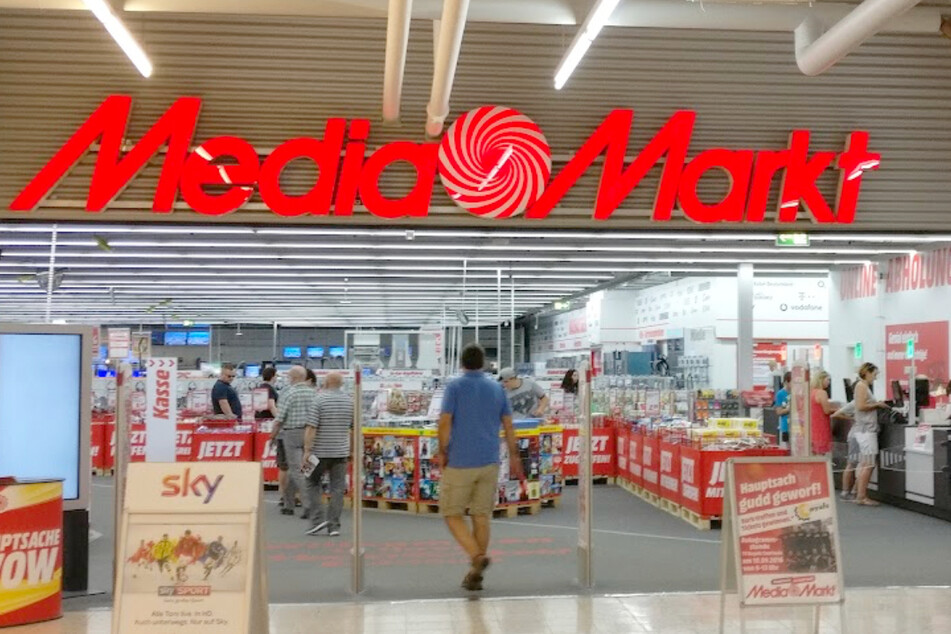 MediaMarkt Saarlouis (im Clubs-Center) auf der Dieselstraße 1.