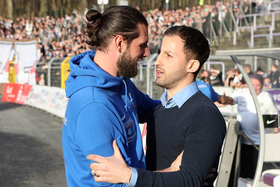 Ein erfolgreiches Duo im Frühjahr: Robin Lenk (l.) und Domencio Tedesco. Aue schaffte den Klassenerhalt.