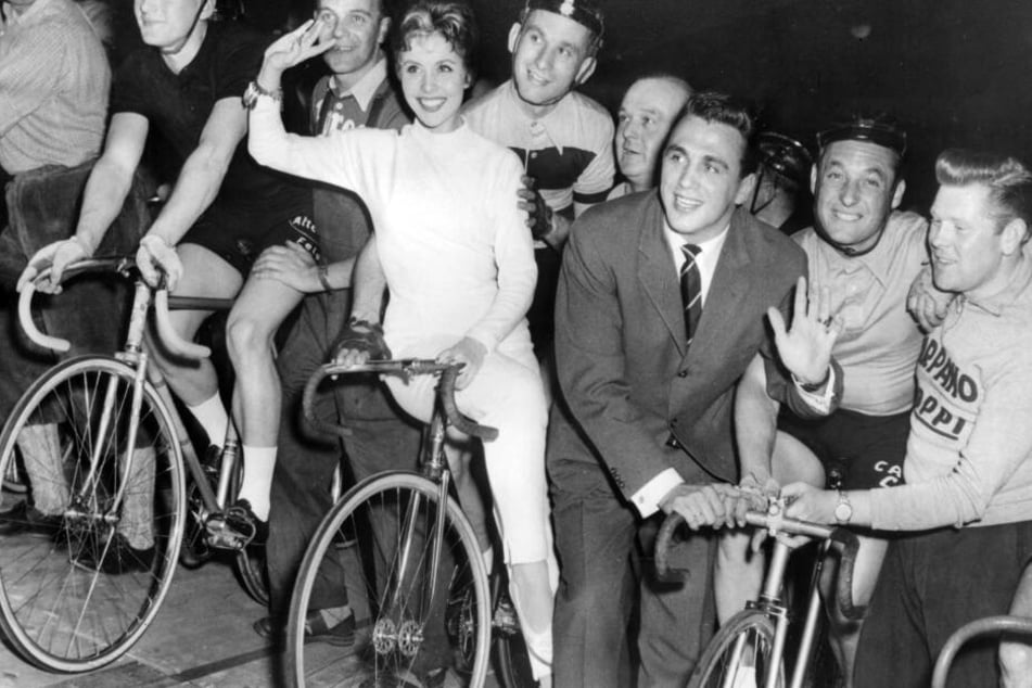 Schauspielerin Sonja Ziemann und Boxer Gustav "Bubi" Scholz 1957.