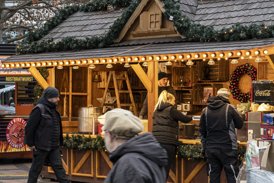 Der Senat in Berlin will am Dienstag darüber entscheiden, unter welchen Bedingungen Weihnachtsmärkte in diesem Jahr stattfinden können.