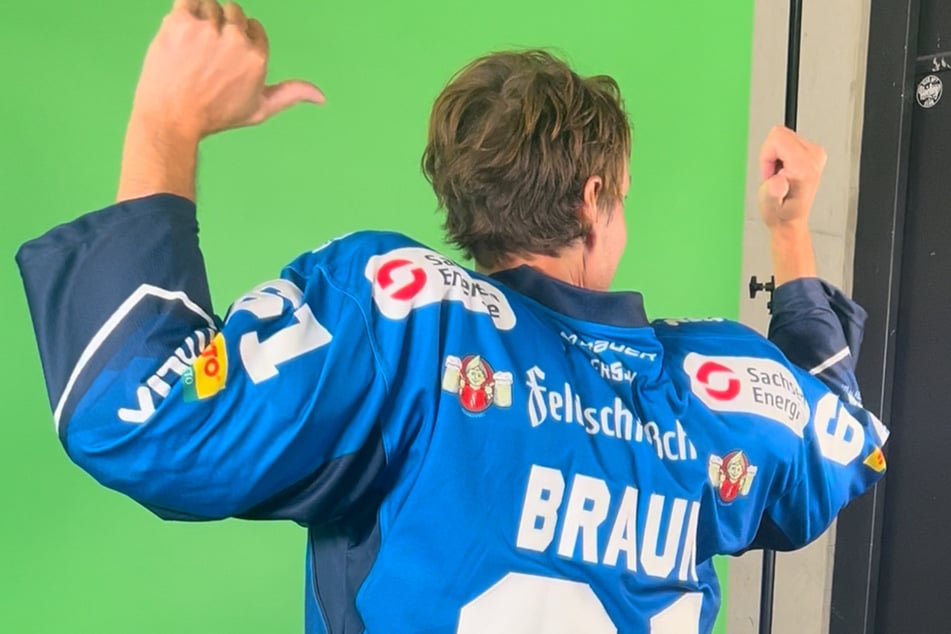 Fürs künftige Vorstellungsvideo posierte Justin Braun vor der grünen Wand.