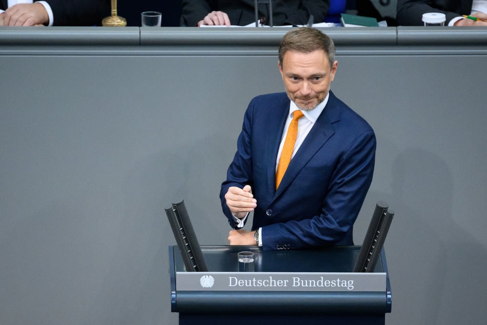 Finanzminister Christian Lindner (43, FDP) sprach von Rekordentlastungen und Rekordinvestitione.