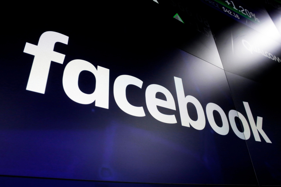 Mit Hilfe von Algorithmen wird "Facebook News" zusätzlich auch personalisierte Inhalte anbieten. Diese Auswahl basiert auf den Nachrichten, die Nutzerinnen und Nutzer lesen, teilen und abonnieren.
