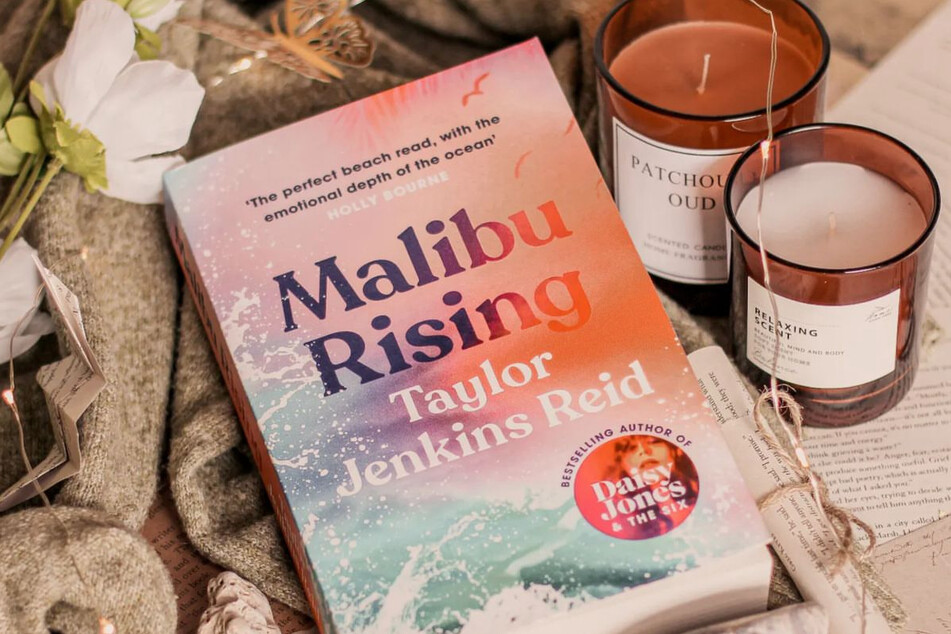 Malibu Rising follows the children of Mick Riva, who appeared in both The Seven Husbands of Evelyn Hugo and Daisy Jones &amp; The Six.