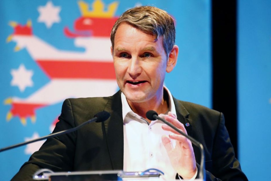 Höcke als AfD-Vorsitzender bestätigt und spricht von "Bettnässerei"