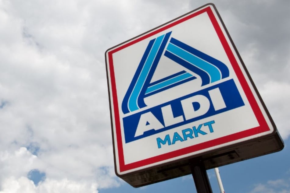Die betroffene Wurst kann in jeder Aldi-Filiale zurückgegeben werden.