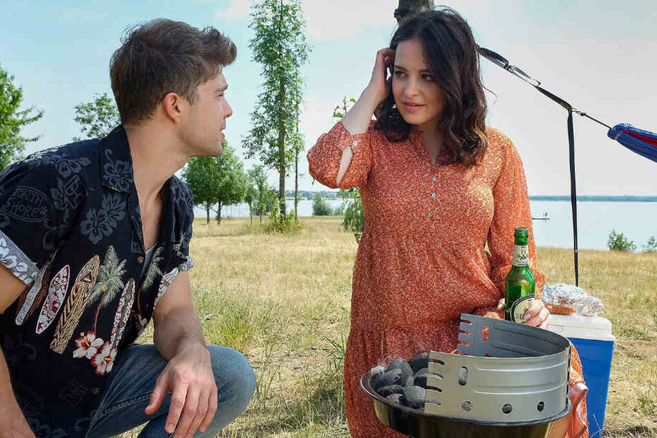 In aller Freundschaft: Hat die Liebe von Kris und Jasmin wirklich eine Chance?