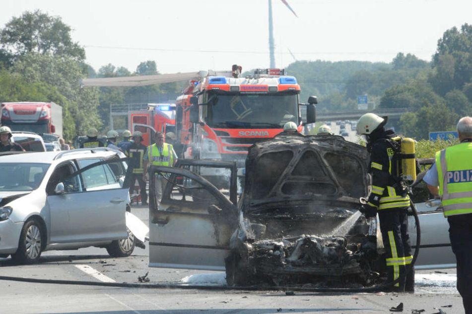 Neun Menschen kamen verletzt ins Krankenhaus.