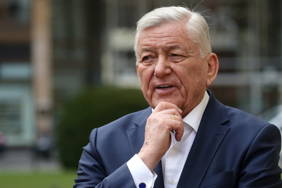 Dresdens letzter SED-Oberbürgermeister feiert Samstag seinen 80. Geburtstag.