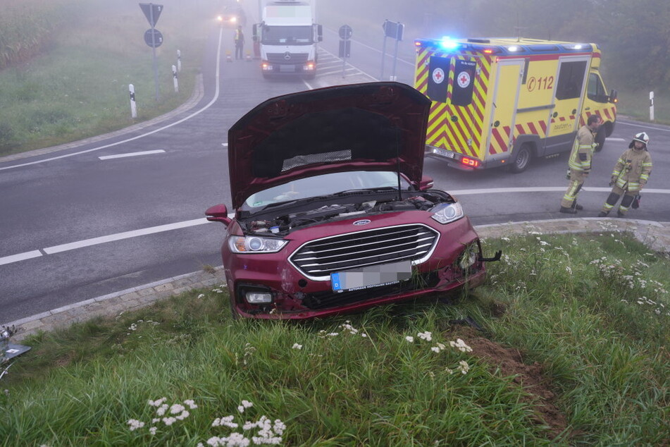 Der Gesamtschaden des Unfalls liegt bei circa 21.000 Euro.