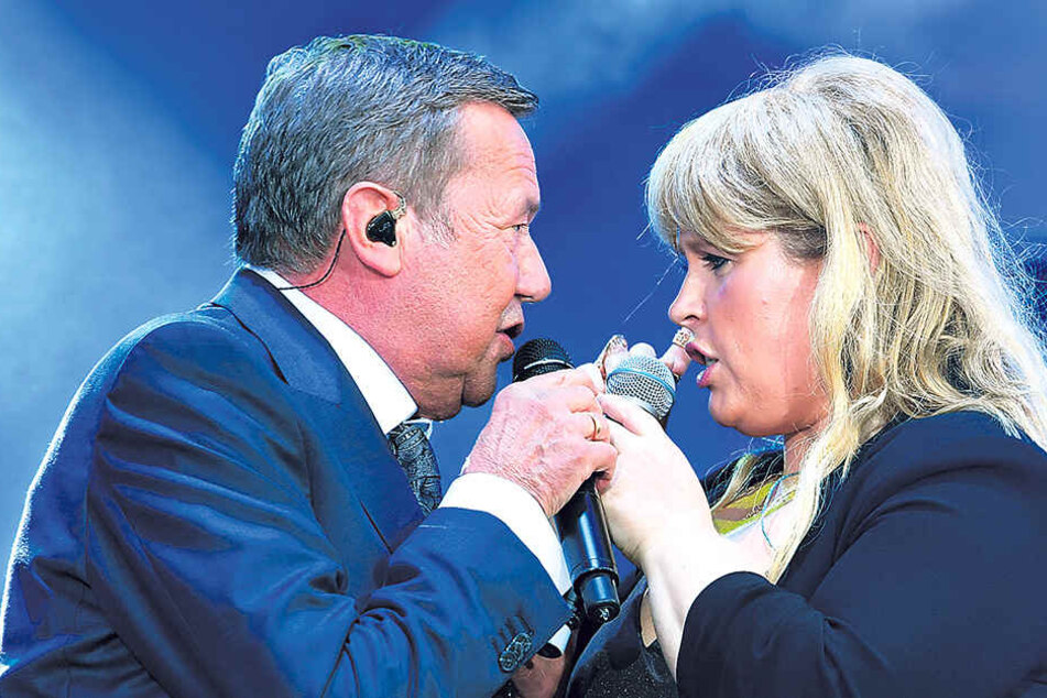 "Warum hast Du nicht Nein gesagt": Kaiser mit Maite Kelly bei der Kaisermania 2016.