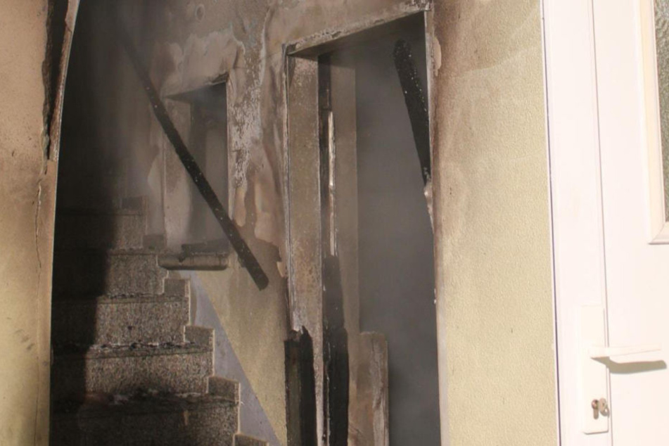 Der Anbau des Hauses brannte aus.