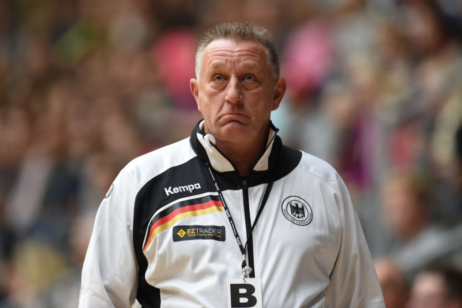 Aktuell coacht Michael Biegler noch die deutsche Handball-Frauen-Nationalmannschaft. Ab 1. Januar 2018 sollte er dann bei Bundesligist DHfK übernehmen. Platzt diese Konstellation nun?