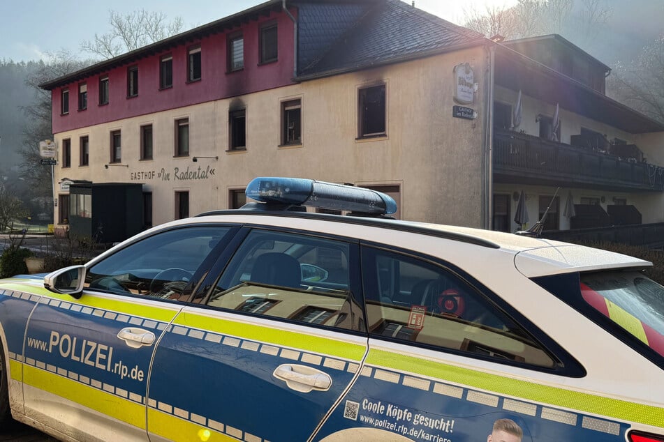 Noch ist die Brandursache unklar. Die Polizei hat die Ermittlungen aufgenommen.