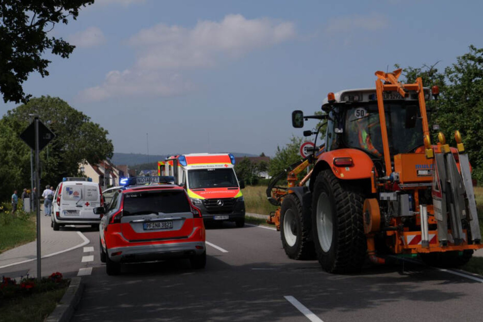 Rettungskräfte an der Unfallstelle.