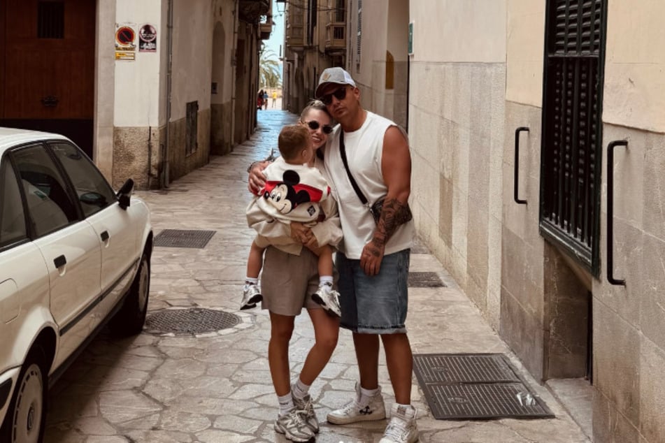 Laura Maria Rypa (29) und Pietro Lombardi (32) mussten mit ihrem Sohn Leano (2) am Mittwochabend in die Notaufnahme.