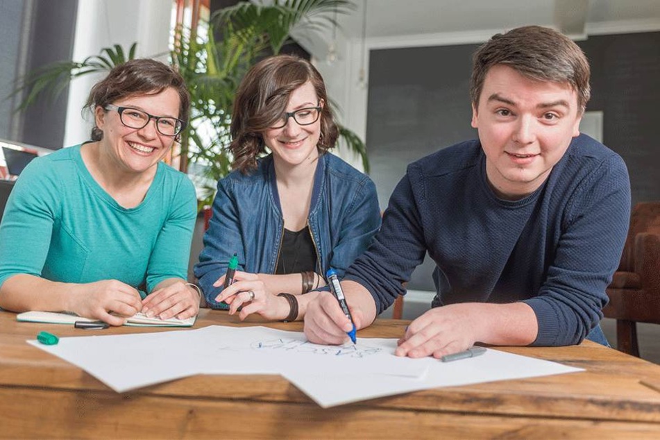 Sie stecken hinter "Sascha&Sascha": Yvonne Horn (35, v.l.), Antje Dahm (29) und Dirk Oberländer (35).