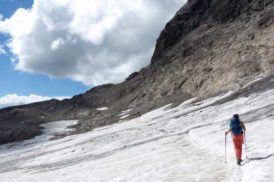 Unglück in den italienischen Alpen. Deutsche Bergsteigergruppe noch immer in Gefahr. (Symbolbild)