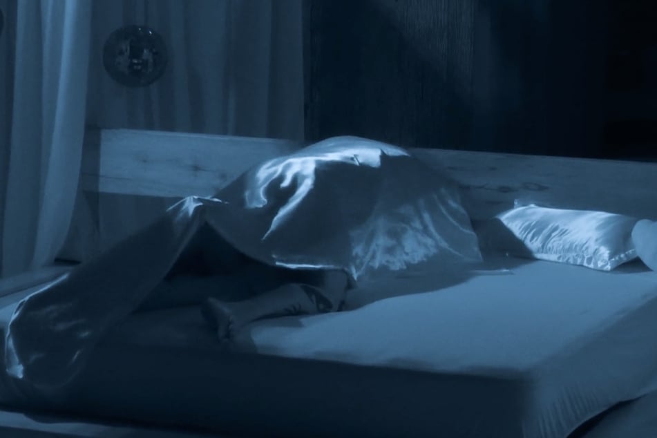 Im Bett ging es weiter.