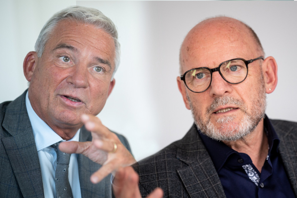 Innenminister Strobl (l.) wirft seinem Kollegen, Verkehrsminister Hermann, vor, eine riskante Blockadehaltung einzunehmen. Die Grünen würden damit einen Kompromiss blockieren.