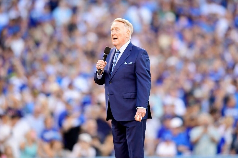 Former Los Angeles Dodgers broadcaster Vin Scully speaks before game two of the 2017 World Series between the Houston Astros and the Los Angeles Dodgers at Dodger Stadium.