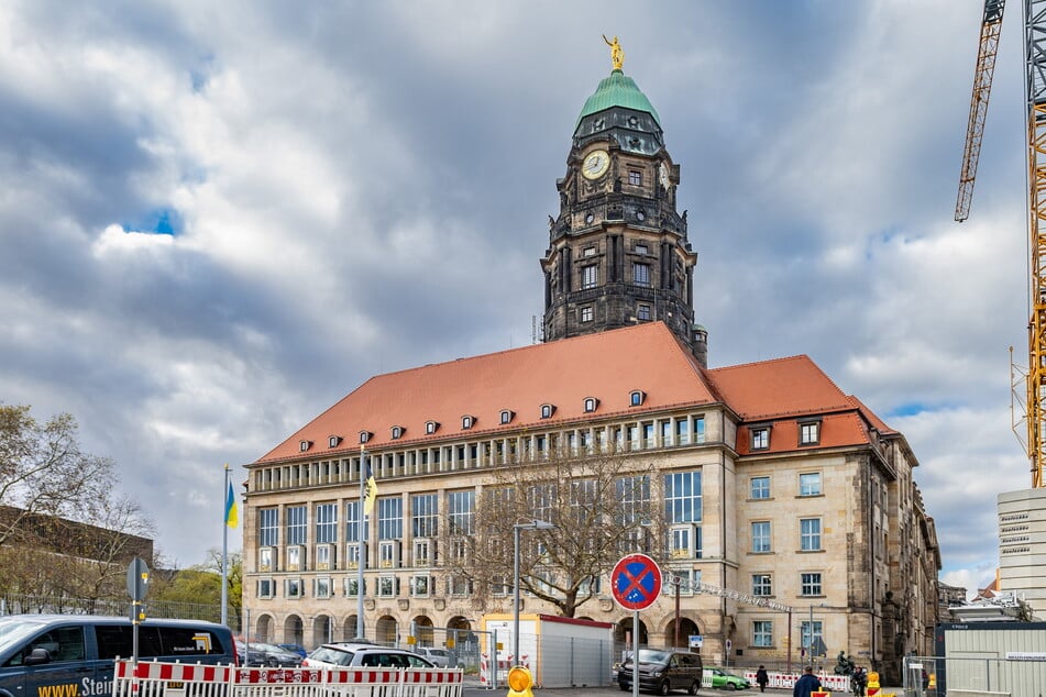 Mitarbeiter in der Probezeit sollen laut Vorlage vom Rathaus künftig zügiger entlassen werden können.