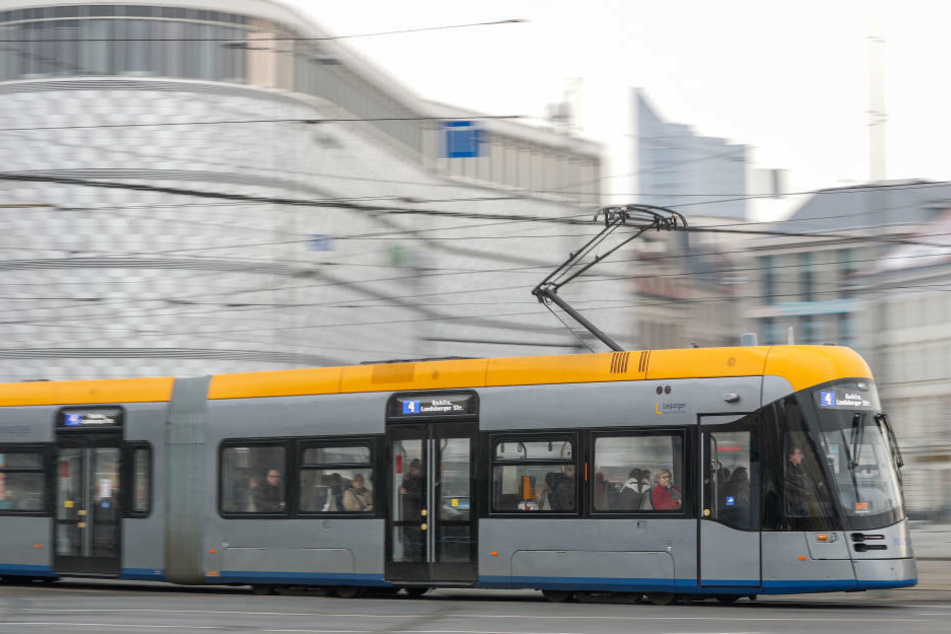 Die neuen Wartehäuschen sollen dazu beitragen, den öffentlichen Nahverkehr in der Stadt attraktiver zu gestalten.