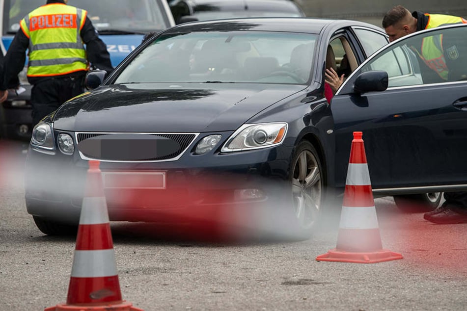 Die Polizei konnte am Sonntagmorgen eine Schleusung verhindern. (Symbolbild).