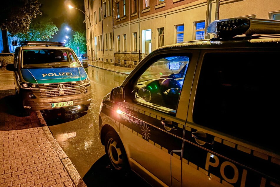 Am Freitagabend fand die Polizei in einem Mehrfamilienhaus an der Wettiner Straße in Aue einen toten Afghanen (†27).