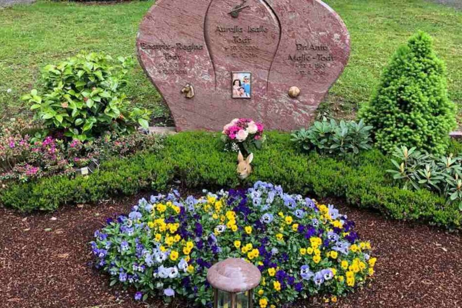 Ein Foto auf Maribels Instagram-Profil zeigt das Grab ihrer Familie.