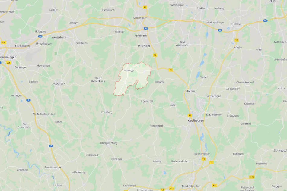 Der Landwirt fand den Arbeiter in seinem Kuhstall in Unteregg im schwäbischen Landkreis Unterallgäu.