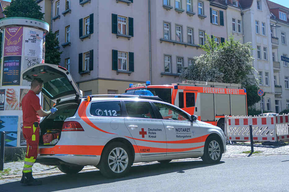 Ein hinzugezogenes Notarzt-Team konnte nur noch den Tod der Person feststellen.