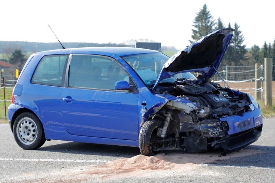 Bei dem Unfall entstand ein Gesamtschaden von rund 25.000 Euro.