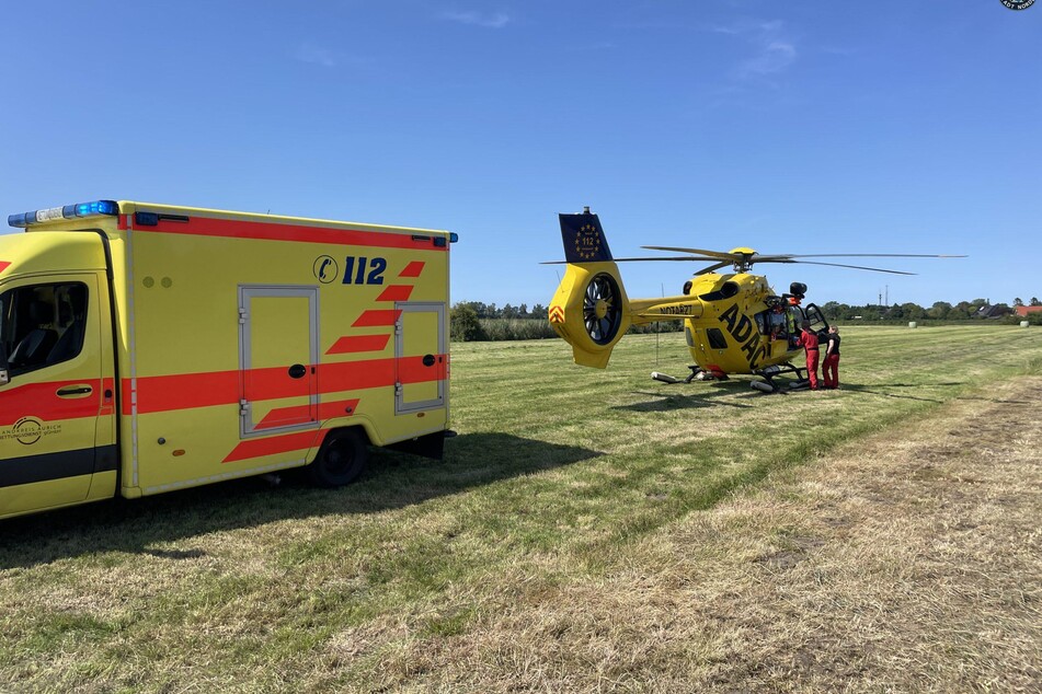 Ein Rettungshubschrauber brachte das Mädchen (1) in eine Spezialklinik ins niederländische Groningen.