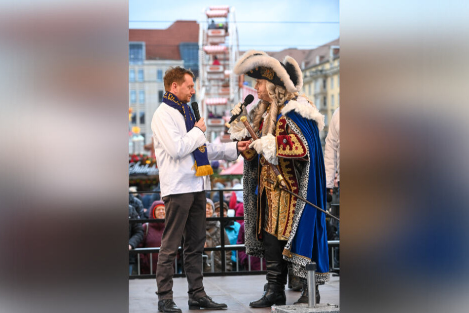 Trägt August der Starke etwa Schmuck aus dem Grünen Gewölbe? Michael Kretschmer ließ sich zu dem süffisanten Witz hinreißen.