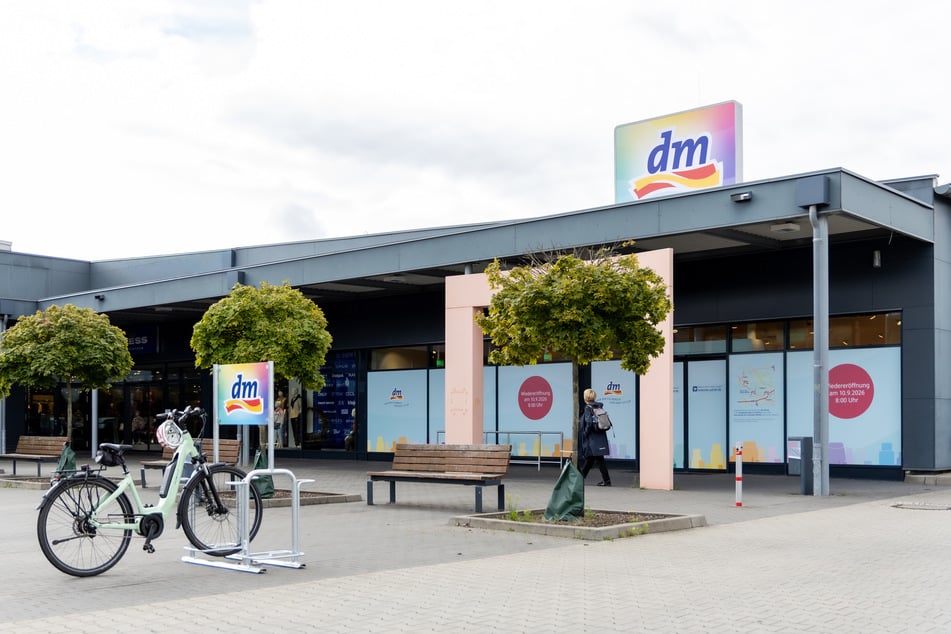 Ab Donnerstag (10.9.) sind die Umbauarbeiten bei dm im LÖMA-Center endlich abgeschlossen.