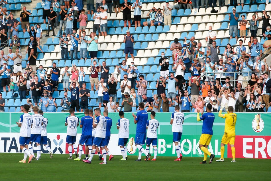 Nur 3095 Fans waren am Sonntag im Chemnitzer Stadion.