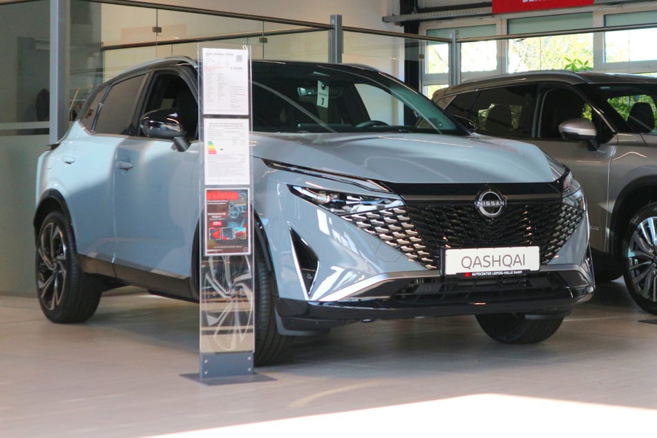 Abbildung zeigt Sonderausstattung.