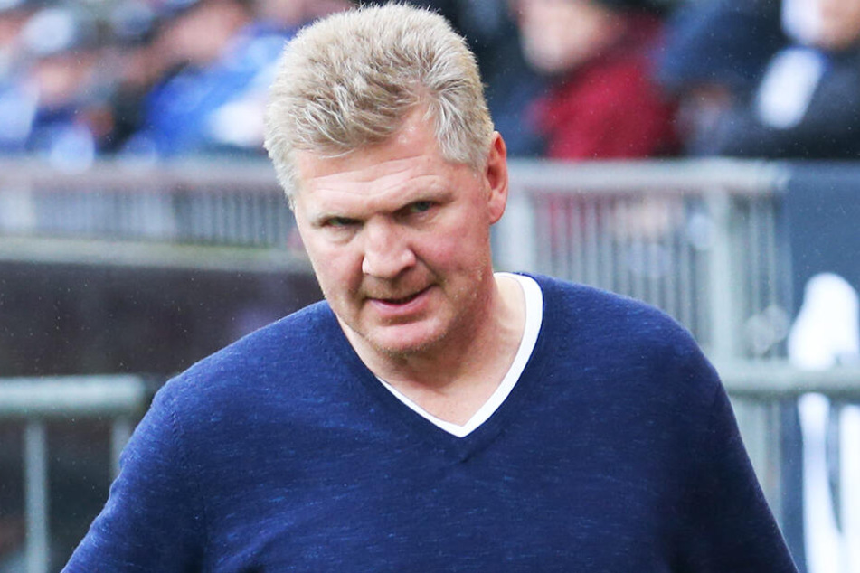 Stefan Effenberg bekam wegen seiner Ex-Frau Claudia einen offenbar bereits vereinbarten Trainerjob beim FC Schalke 04 nicht.