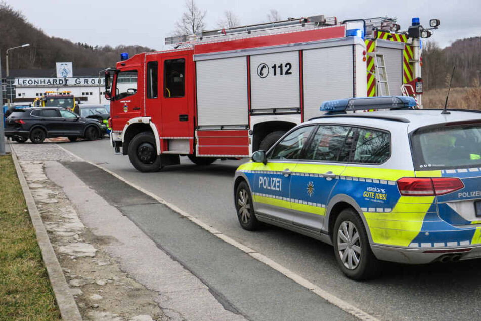Die Erdmann-Kircheis-Straße zwischen Aue und Alberoda war für mindestens eine Stunde voll gesperrt.