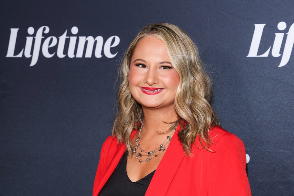 Gypsy Rose Blanchard bittet um Privatsphäre, während ihre Familie um Ken Urker trauert.
