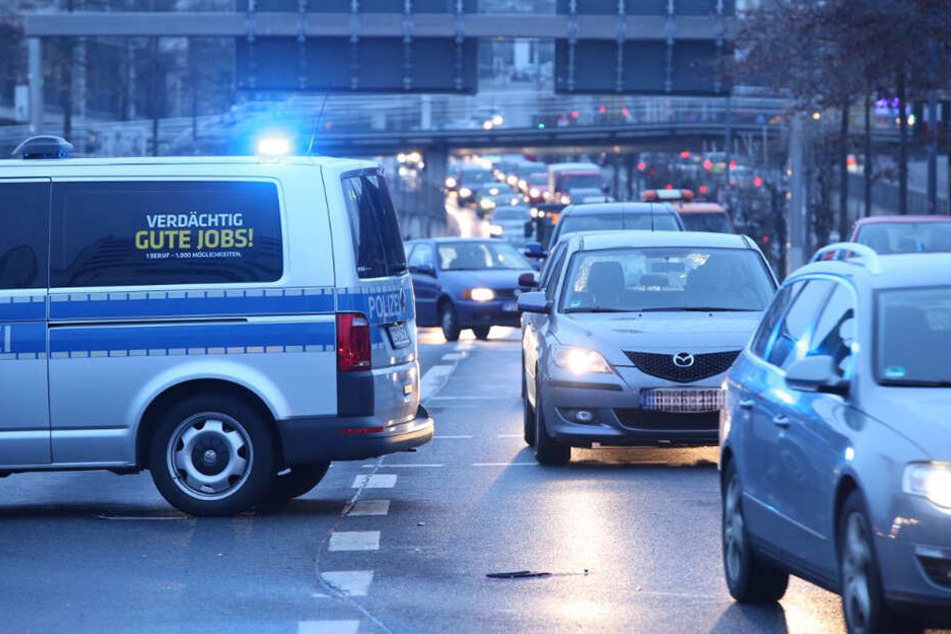 Es bildeten sich lange Staus in alle Richtungen.