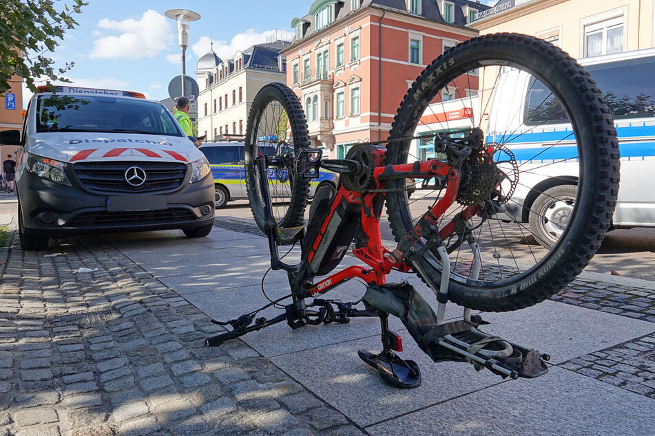 Auf der Sidonienstraße in Radebeul stürzte am Montag ein Radfahrer.