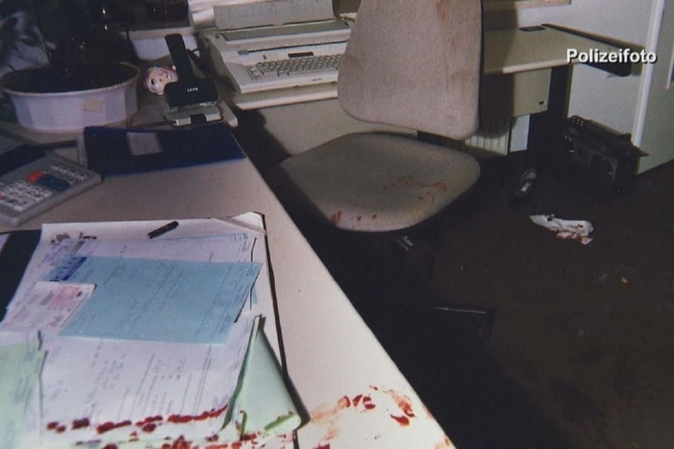 Ein Polizeifoto zeigt den Tatort im Februar 1993.