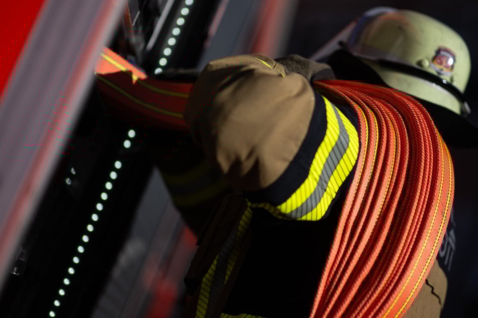 Rasenmäher setzt Wohnhaus in Brand: Riesen-Schaden!