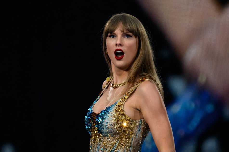 Taylor Swift has treated fans to two special surprises as she gears up to kick off the final leg of The Eras Tour in Miami, Florida, on Friday.